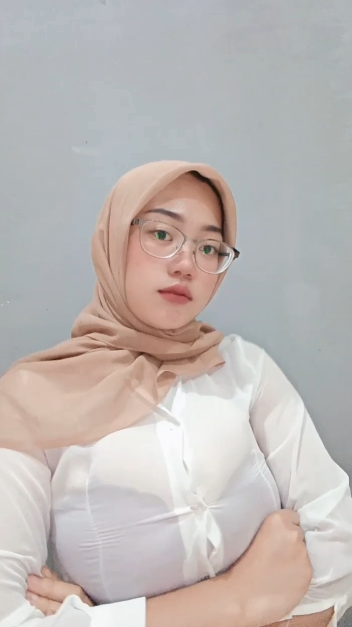 Aura Hyper Keliatan Banget