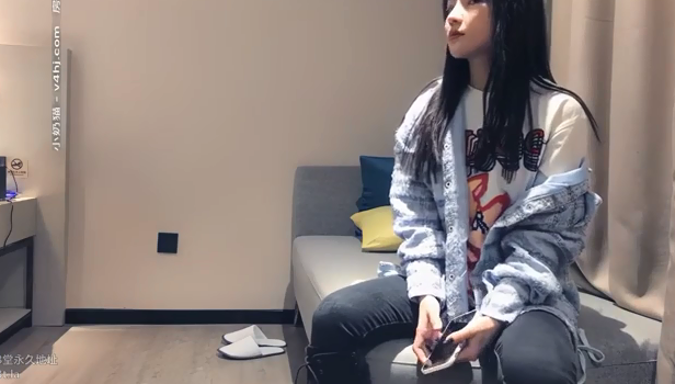 BO Cewe Cantik banget dirusuh joget dulu sebelum ngew