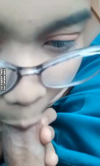 Kompilasi Desahan Cewek Malay Suka Disodok Abang