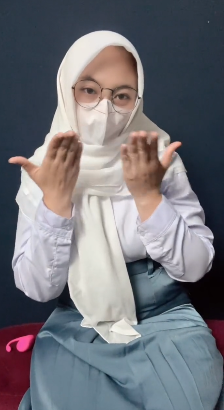 Gadis SMA pulang sekolah colmek sampai muncrat bagian 1