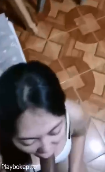 cinta bersemi di ruang makan